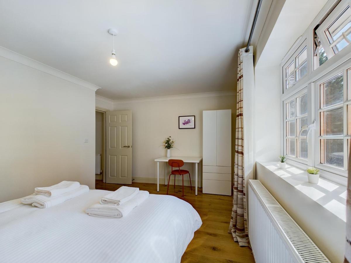 Duplex Redhill Town Centre Apt By Livingo Stays Extérieur photo