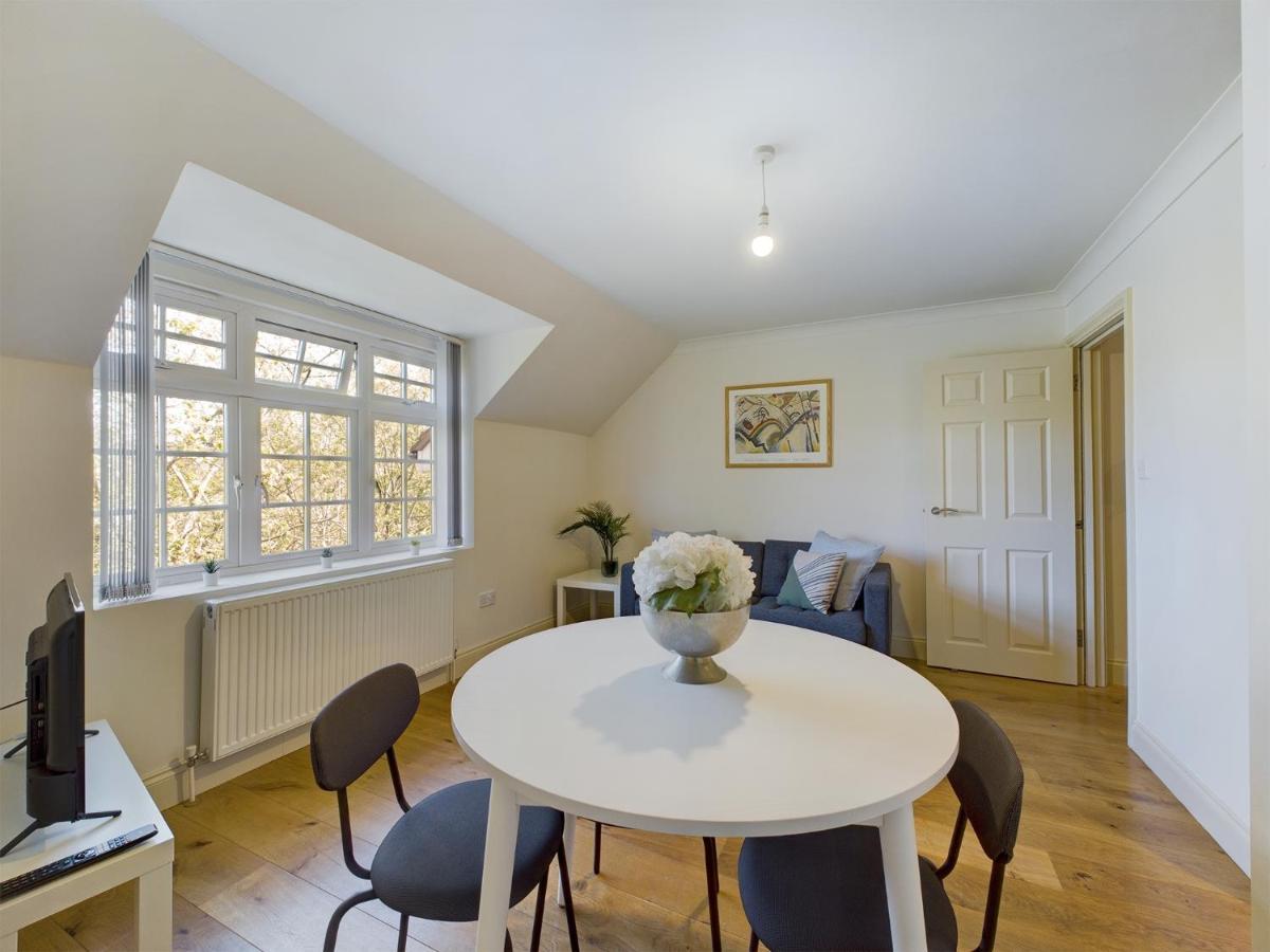 Duplex Redhill Town Centre Apt By Livingo Stays Extérieur photo